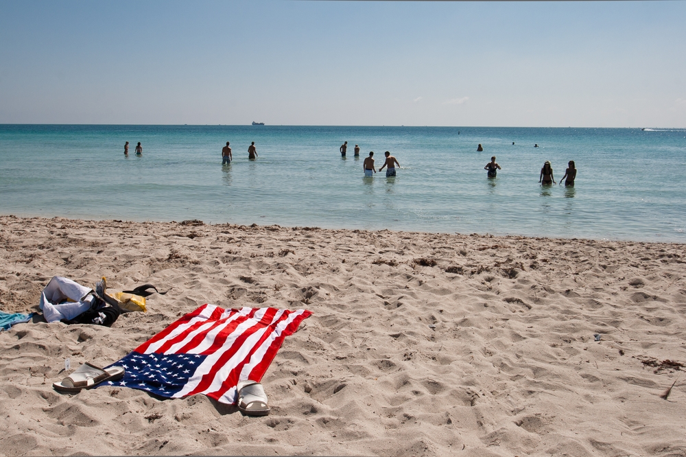 miami_ocean_drive_south_beach_art_deco_airport_MIA_11