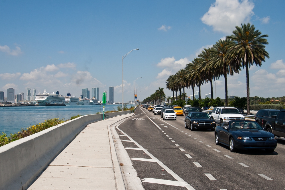 miami_ocean_drive_south_beach_art_deco_airport_MIA_16