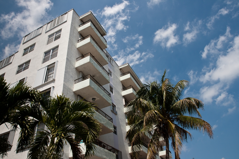 miami_ocean_drive_south_beach_art_deco_airport_MIA_18