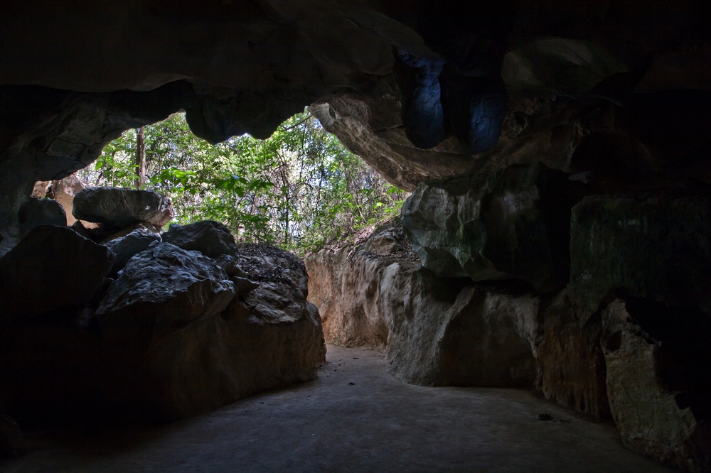 san_cristobal_cuevas_el_pomier_santo_domingo_bus_03