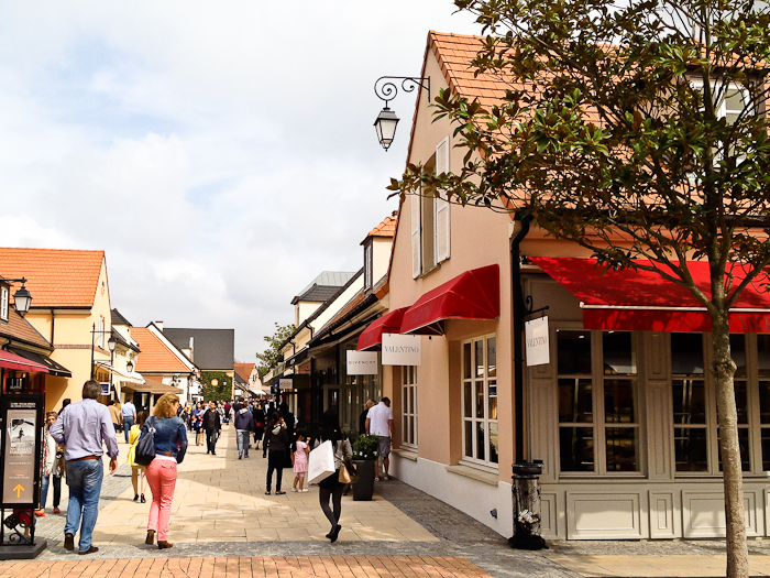 Outlet Shopping im La Vallée Village Paris