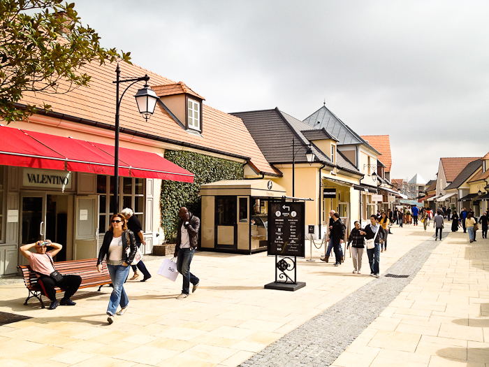 Outlet Shopping im La Vallée Village Paris