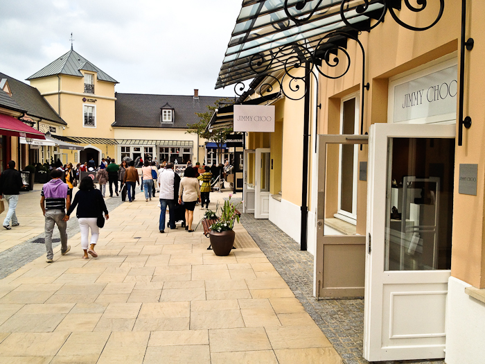 Outlet Shopping im La Vallée Village Paris