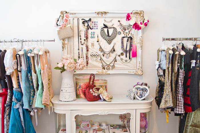 Anina W Showroom-3