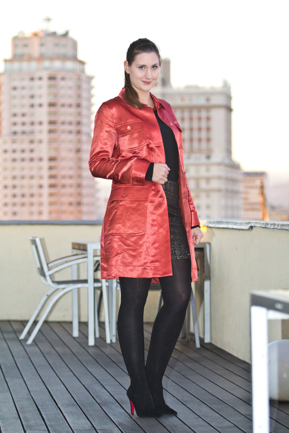 vincci_capitol_rooftop_marc-jacobs-trenchcoat_04