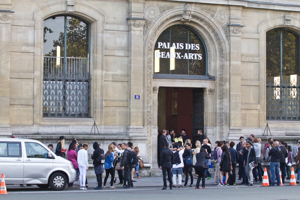 Paris_Fashion_Week_Anrealage_SS2015_22