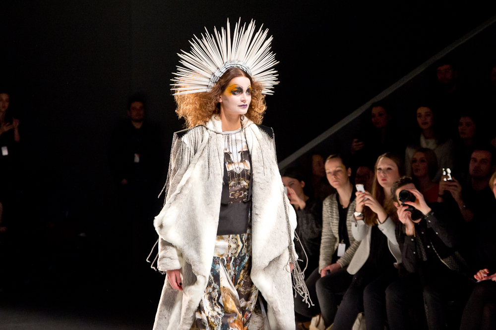 rebekka_ruetz_berlin_fashion_week_herbst_winter_fall_2015_2016_fairytale_19