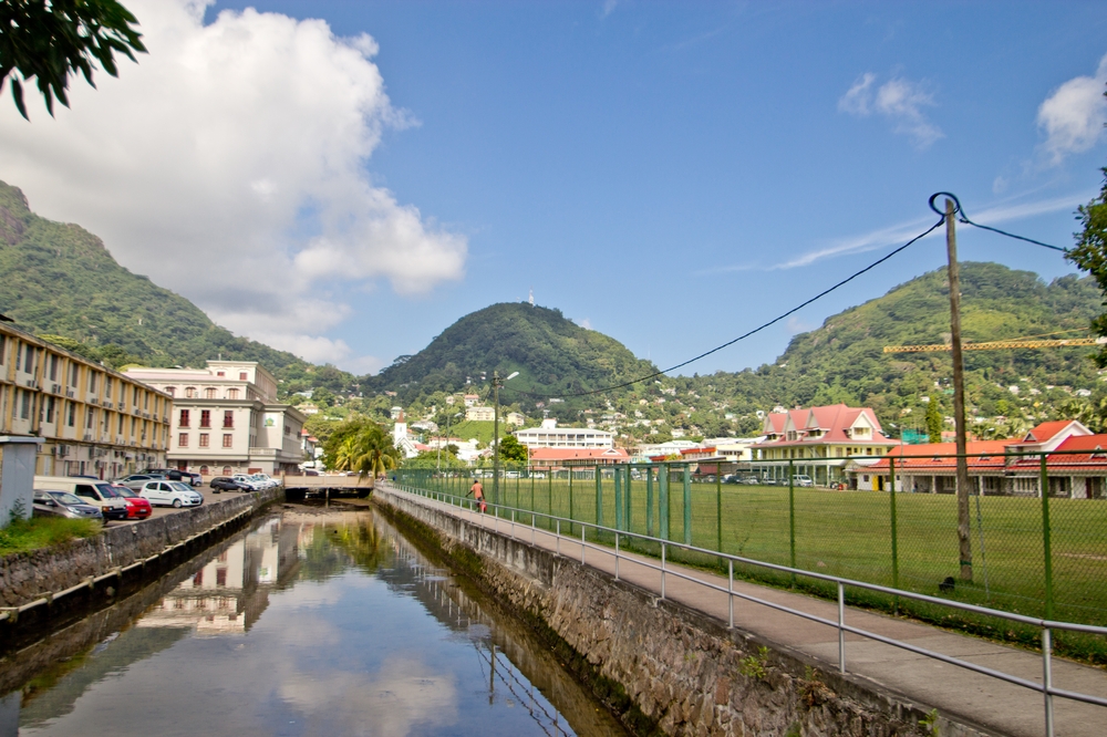 seychellen_mahe_victoria_hindu_tempel_markt_market_eden_island_04