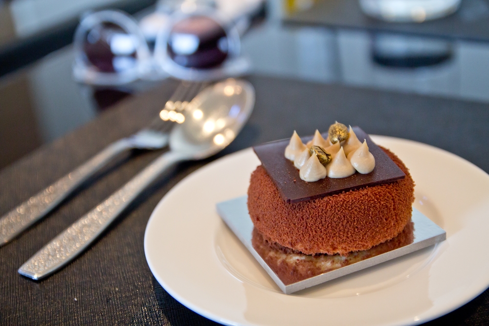 dubai_vae_burj_khalifa_armani_hotel_deli_restaurant_souk_madinat_hotel_23