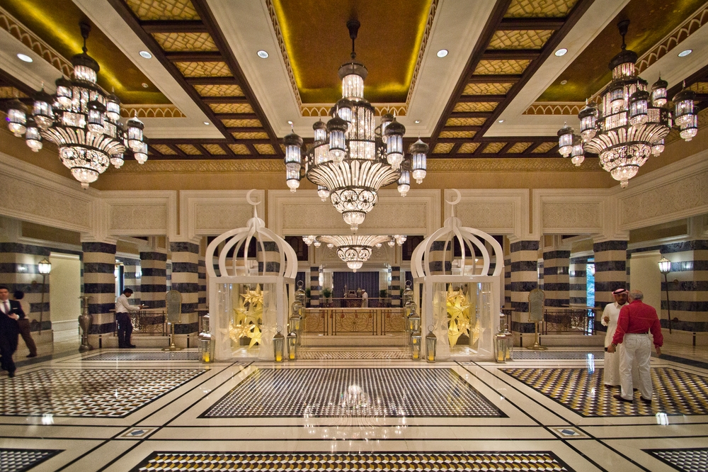 dubai_vae_burj_khalifa_armani_hotel_deli_restaurant_souk_madinat_hotel_25