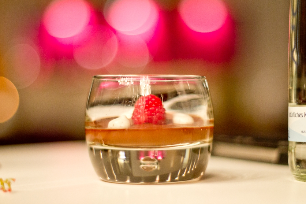 sofitel_munich_bayerpost_veuve_clicquot_ring_for_champagne_hotel_muenchen_14