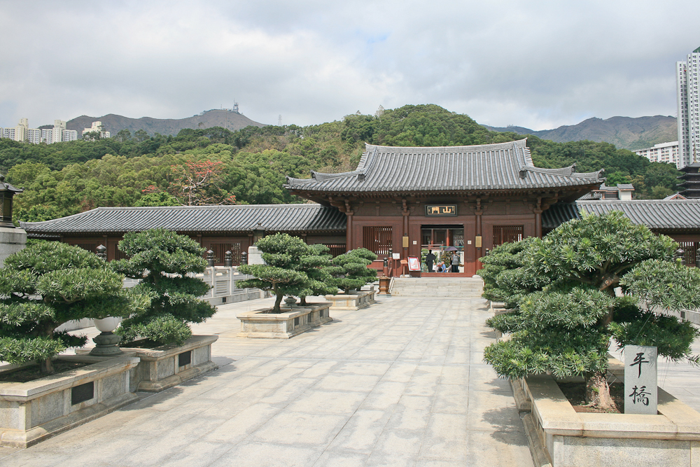 hongkong_china_blog_reiseblog_reisetagebuch_lantau_lamma_island_big_buddha_temple_10000_buddhas_avenue_stars_nan_lian_garden_24