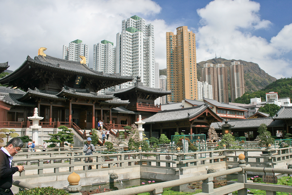 hongkong_china_blog_reiseblog_reisetagebuch_lantau_lamma_island_big_buddha_temple_10000_buddhas_avenue_stars_nan_lian_garden_25