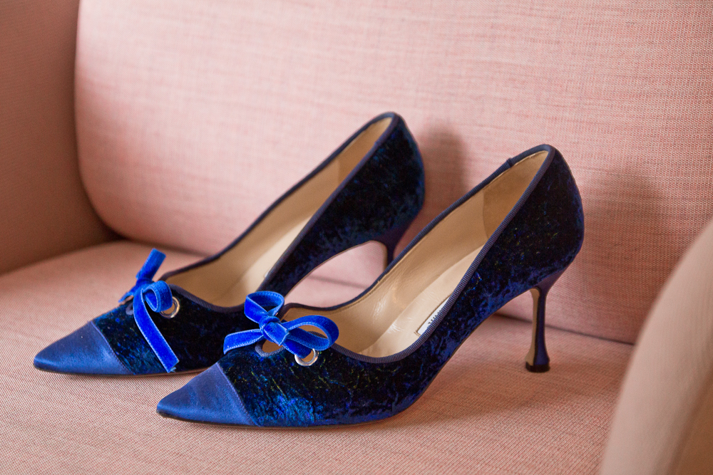 outfit_fashionblog_muenchen_benetton_kleid_blau_elegant_business_buero_manolo_blahnik_kaufen_03