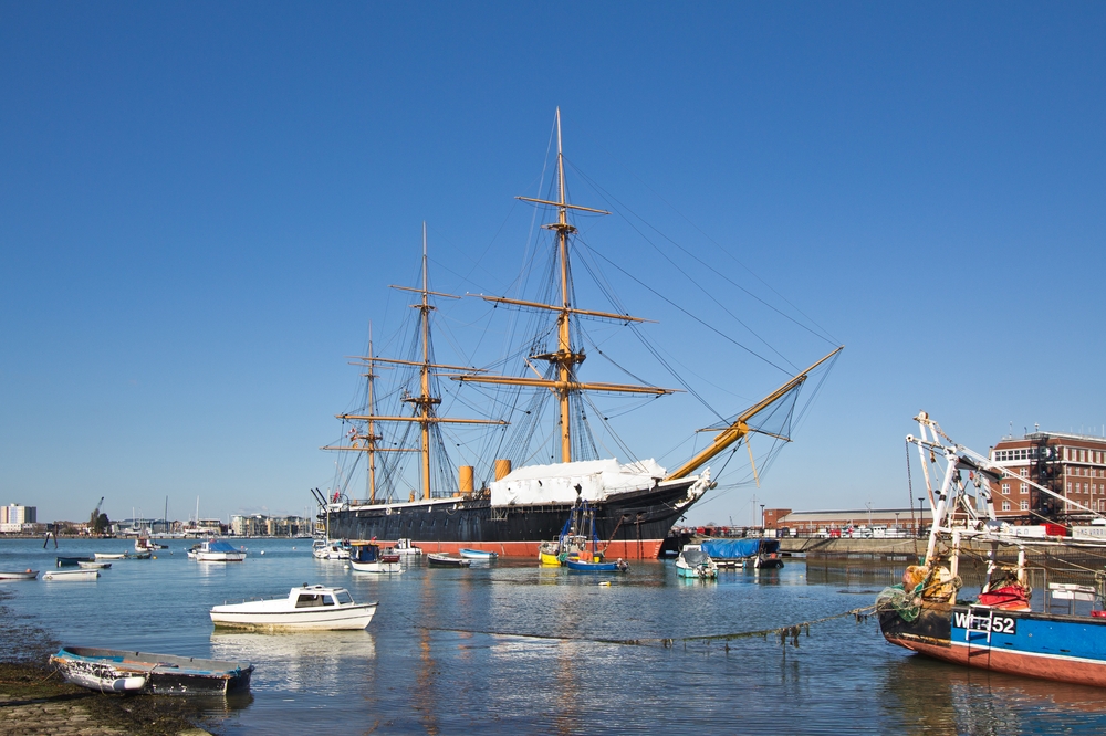 portsmouth_gunwharf_quays_hms_victory_spinnaker_tower_11