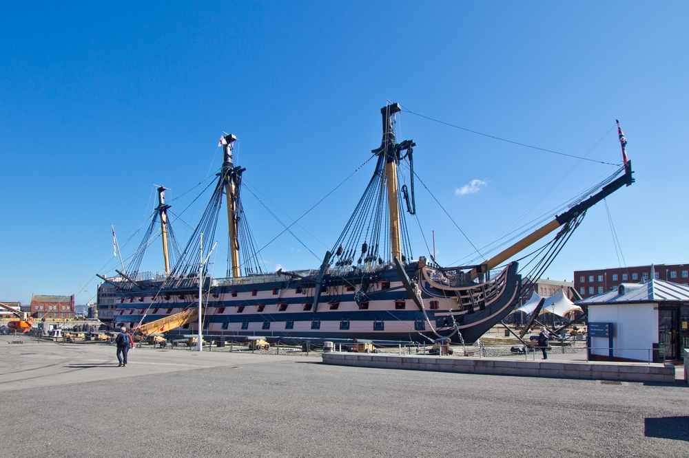 portsmouth_gunwharf_quays_hms_victory_spinnaker_tower_13