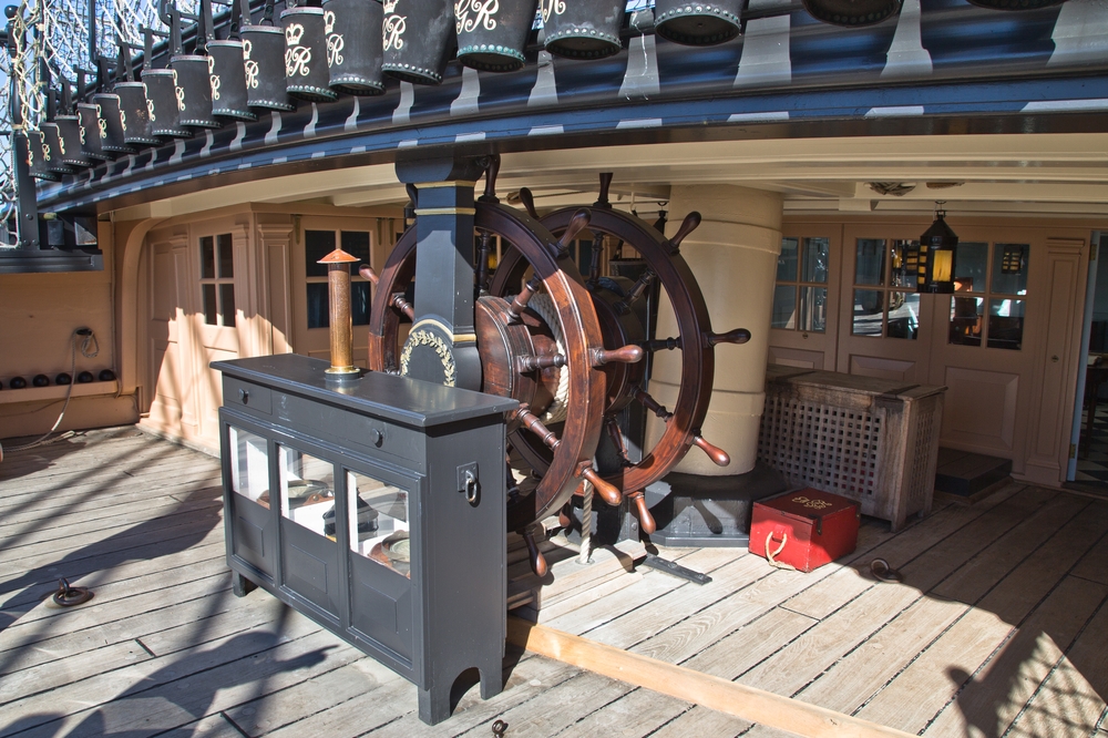 portsmouth_gunwharf_quays_hms_victory_spinnaker_tower_20