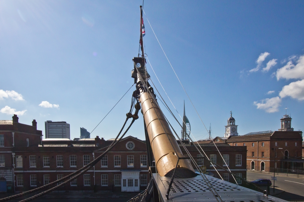 portsmouth_gunwharf_quays_hms_victory_spinnaker_tower_22