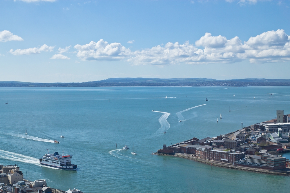 portsmouth_gunwharf_quays_hms_victory_spinnaker_tower_30