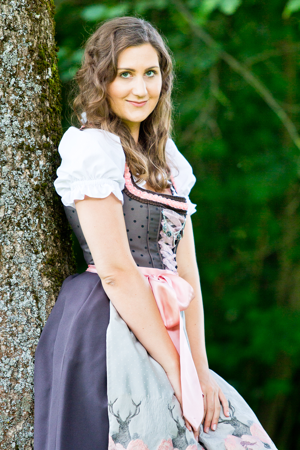 dirndl_tracht_rosa_hirsch_countryline_fashionblog_muenchen_5