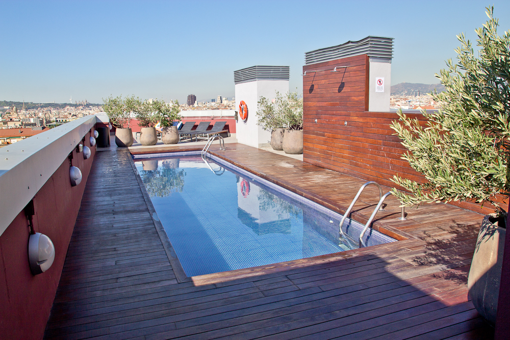 barcelona_hotel_pool_dach_aussicht_melon_district_marina_05